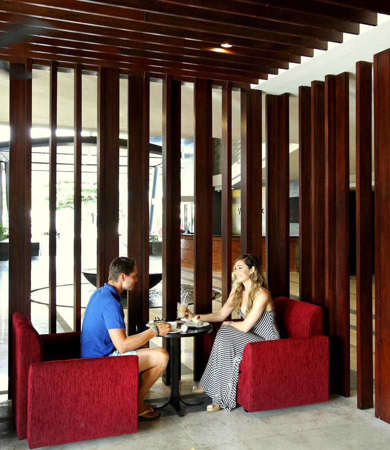 Suites By Watermark Hotel And Spa Jimbaran Exterior foto